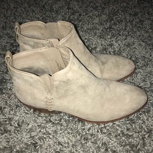 Women’s Booties BRAND NEW